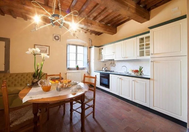 Flat in a winery in Montespertoli,A/C,Wi-Fi,swimming pool,children friendly,sl