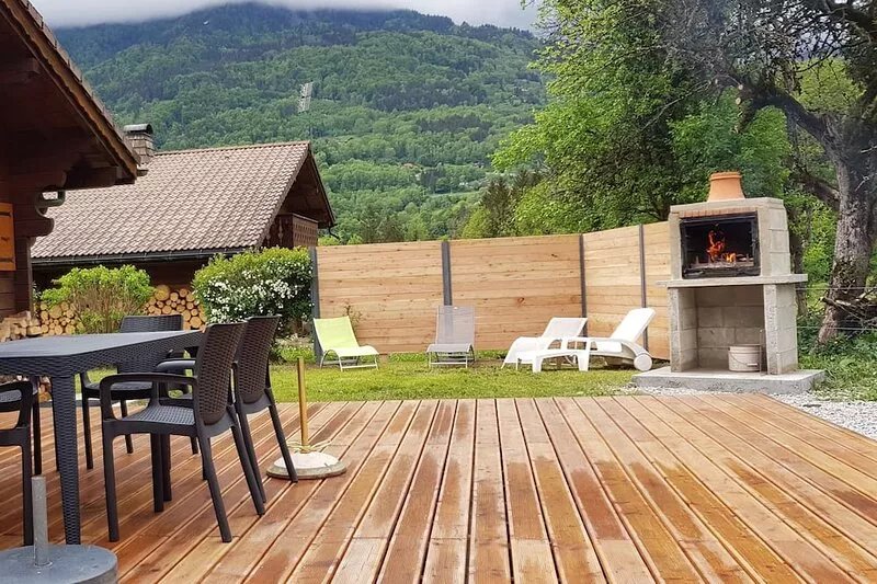 Chalet 9 persons, veranda-Morillon, Hte-Savoie- 2 stars- 4 bedrooms- 2 bathrooms
