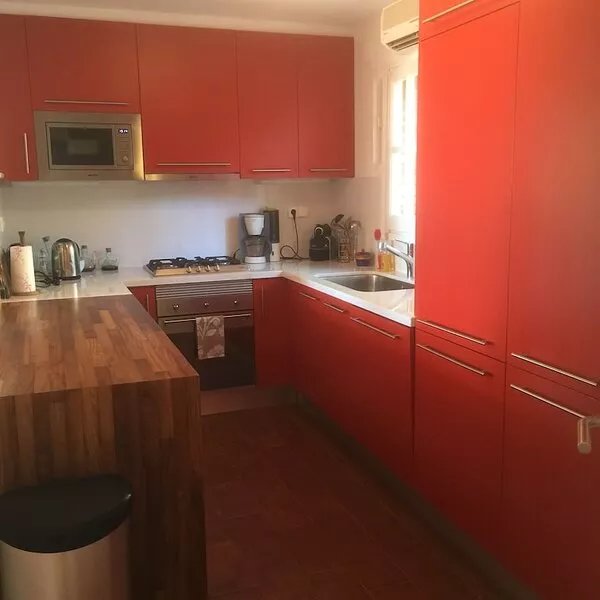Beach House With Sea Views -Walk To Beach/ 45 Min. From BCN