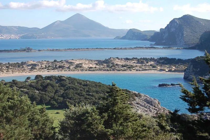 house-apartments, panoramic view overlooking sea and citadel,above ground pool,