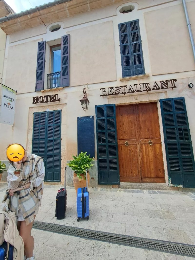 Petit Hotel Petra-Rentallorca