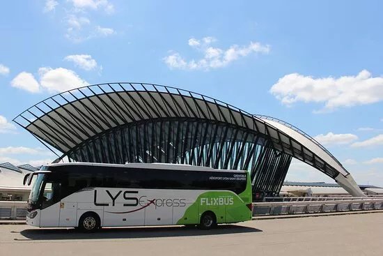 Navettes aeroport Lyon saint Exupery