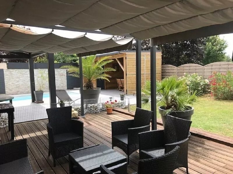 Charming house, 5 minutes from the ocean, La Rochelle and the Ile de Ré.