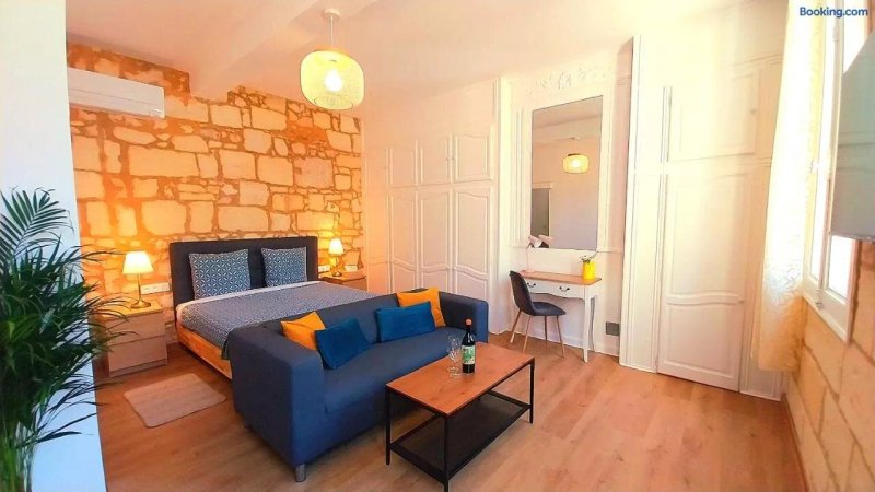 Hotes de Saint Emilion II