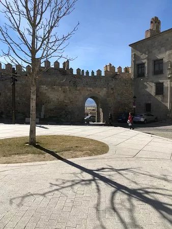 Puerta de Santa Teresa