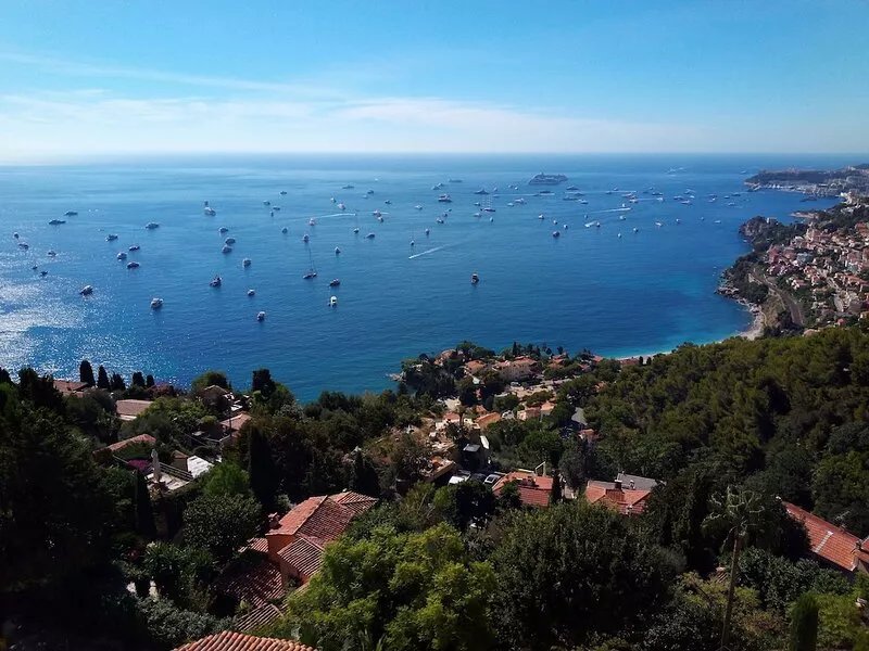 Laurie's Dream - Fabulous All-Season Beachfront Getaway in Beautiful Menton