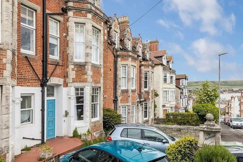 Malvern Apartment -  holiday apartment with sea views