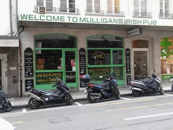 Mulligans Irish Bar