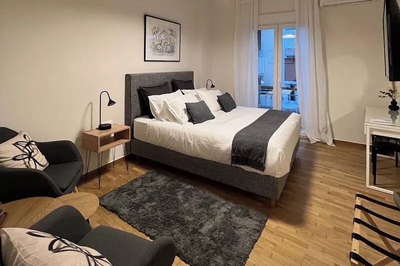 Brand New Modern Elegant Spacious Studio “KK Athens Fine Stay” 2 min from Metro.