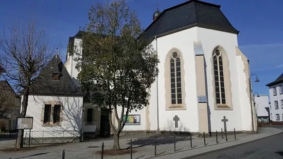 St. Johannes der Taufer Kath. Pfarrkirche in Adenau