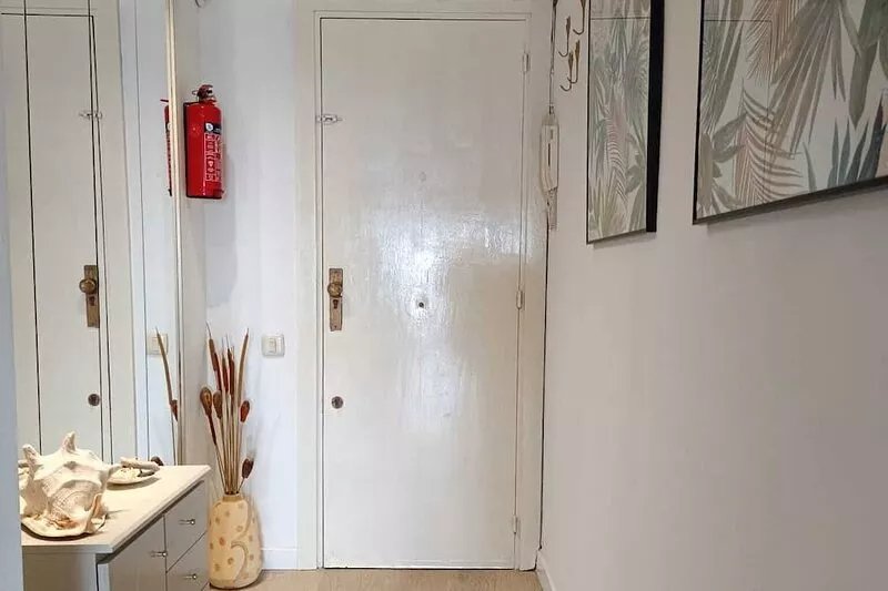 Elegant apt. p/4 pax 1 min from the beach with Wi-Fi