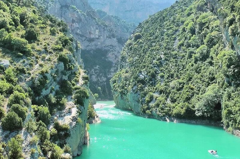 HOUSE WITH POOL REGIONAL PARK OF VERDON (6-8 people)