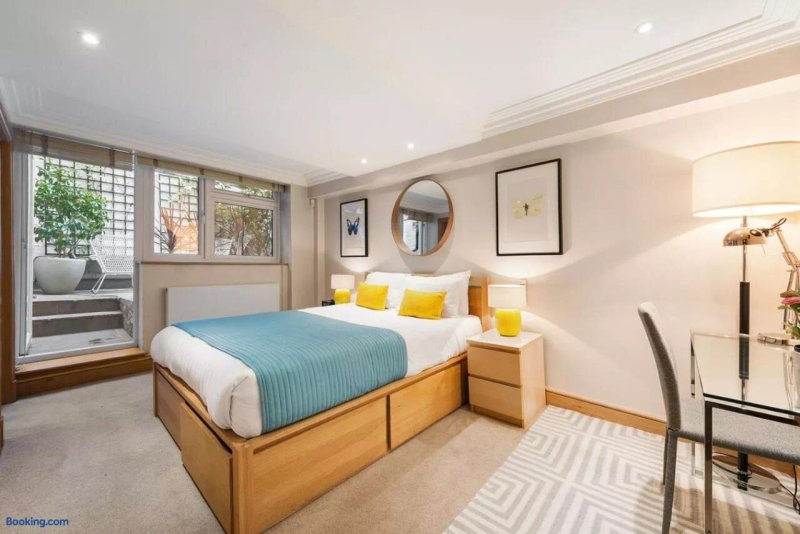 Marylebone - Crawford Street Apartments by Viridian Apartments