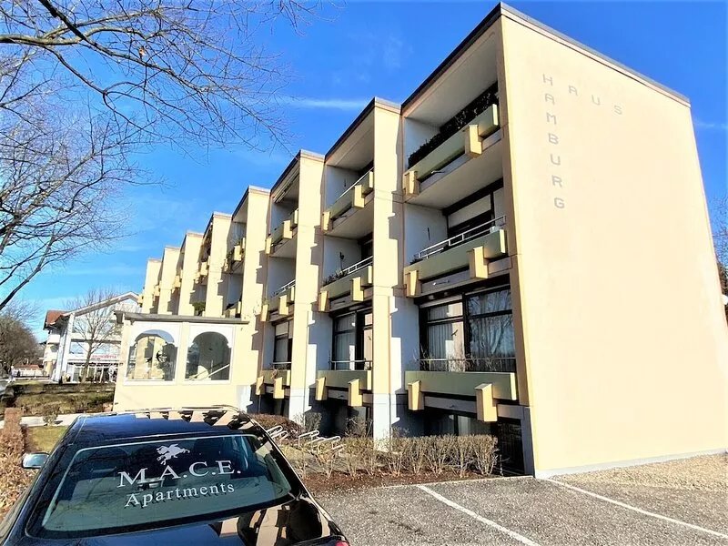 EXCLUSIVE Studio in BEST LOCATION +NETFLIX +BOXSPRING-SofaBed
