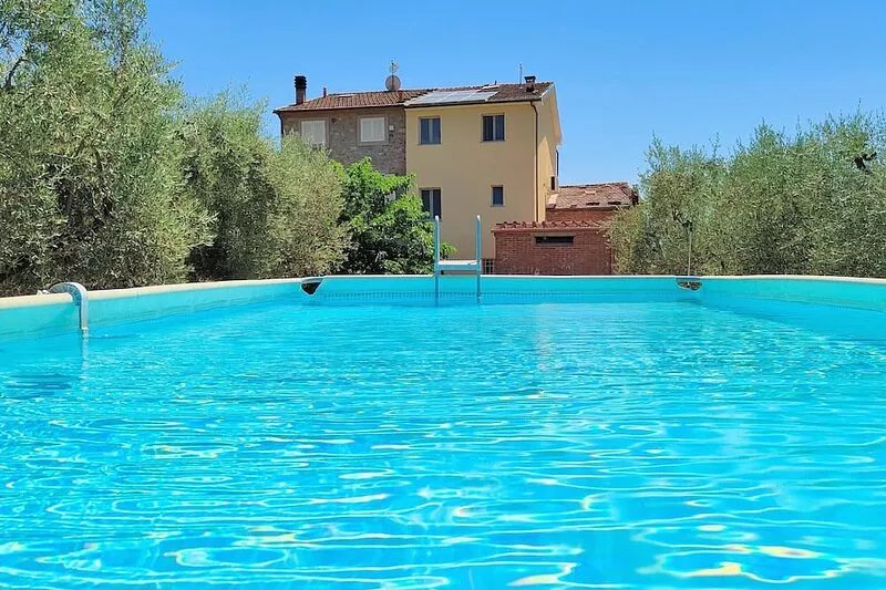 Big panoramic house in the Lucca hills. Pool, garden, WiFi, Aircon