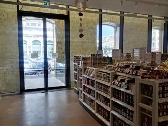 Ex Magazzino Vini - Eataly Trieste
