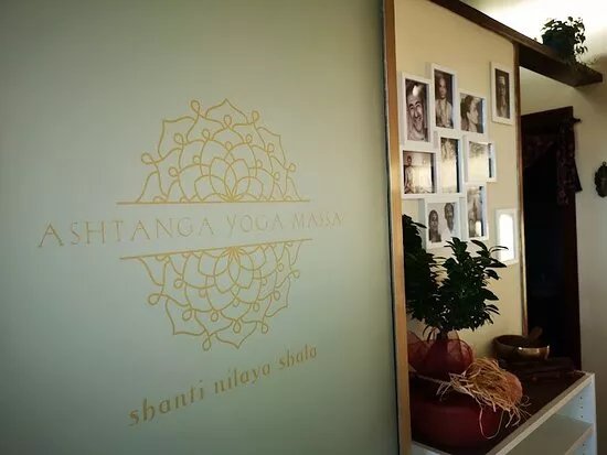 Ashtanga Yoga Massa