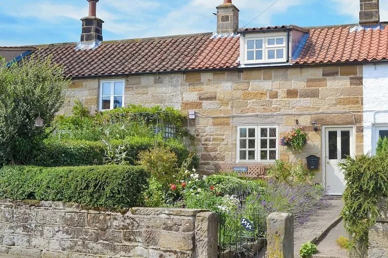 2 bedroom accommodation in Aislaby, near Whitby