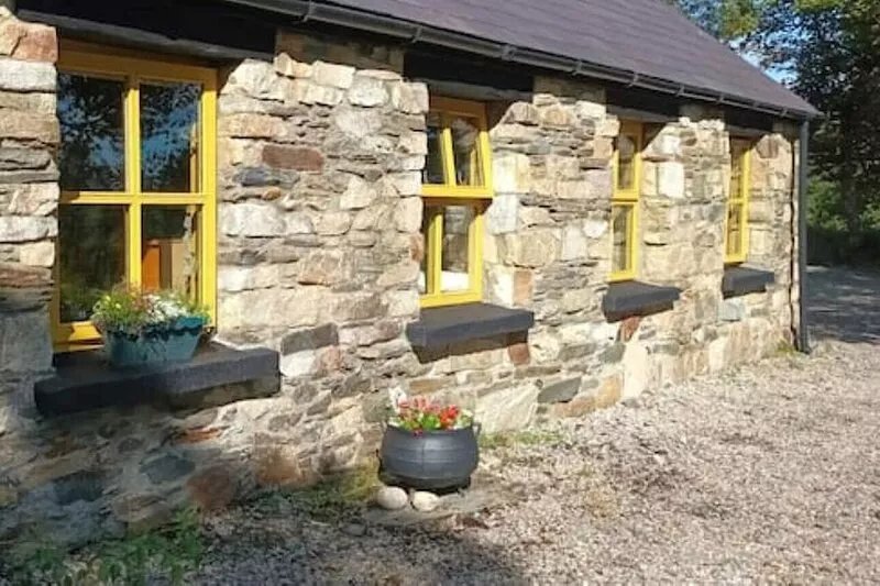 The Owl Cottage, Glenveagh 2 bedroom, Plus mezzanine