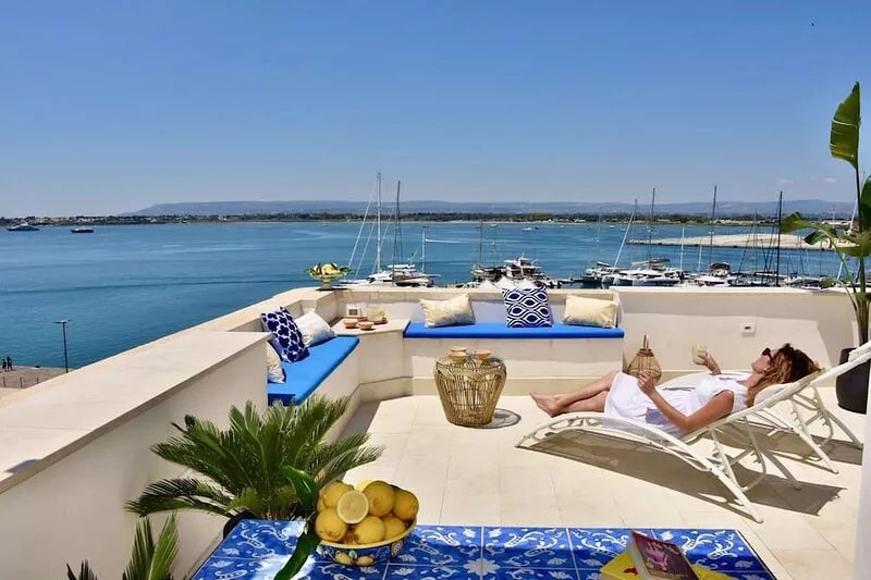 Superior Suite with Sea View Terrace in Ortigia