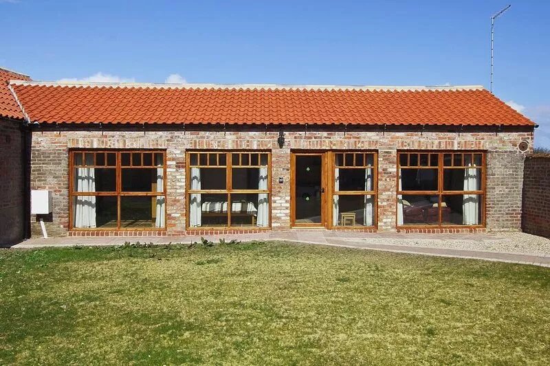2 bedroom accommodation in Flamborough, near Bridlington