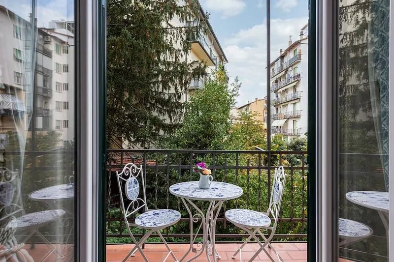 Marimat large apartment with 3 bedrooms and 2 bathrooms by Mmega