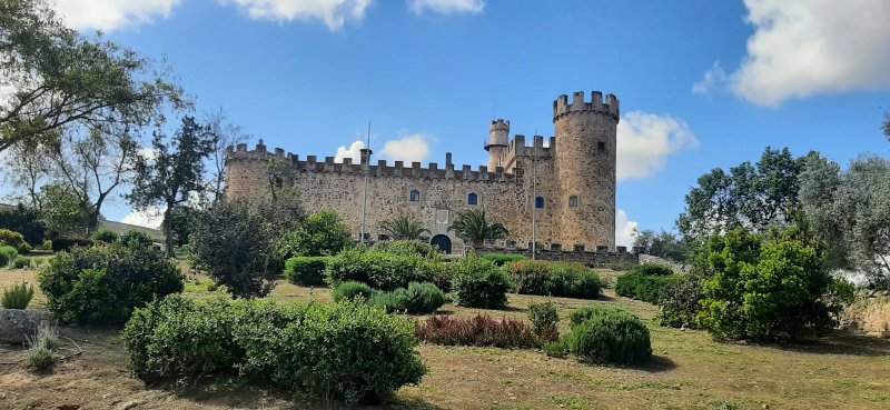 Castillo de las Arguijuelas de Arriba
