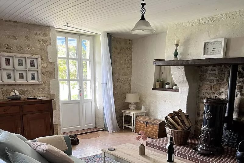 16th Century Cottage with private heated pool and panoramic views