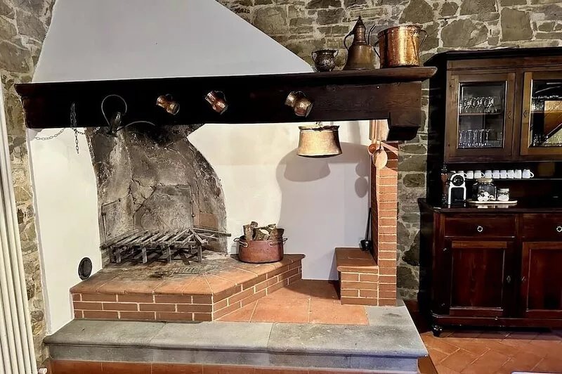 La Capanna - Radda in Chianti. Newly renovated  stone farmhouse with pool