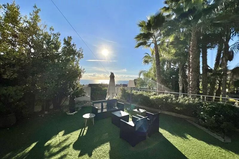 Golfe Juan - Villa 4 people - Sea view - Garden