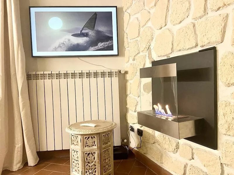 Romantic Apartment with bio-fireplace in Florence