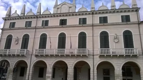 Palazzo Zacco al Pra