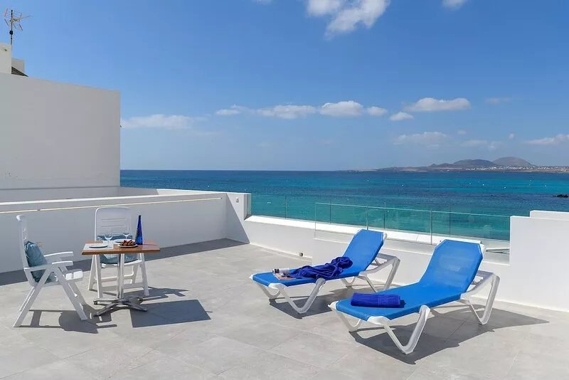 Casa Berriel with sea views