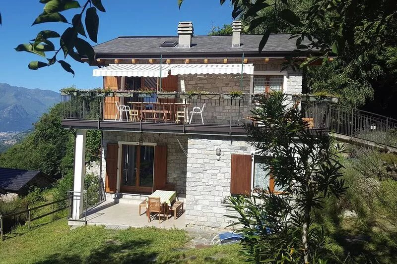 Le Papere apartment in Chalet di Cher