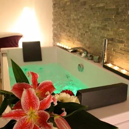 M Institut Massage