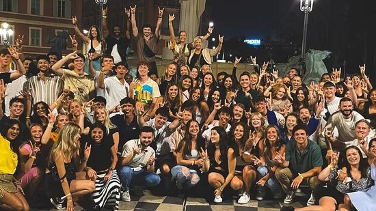 Bar Pub Crawl - The Ultimate Night