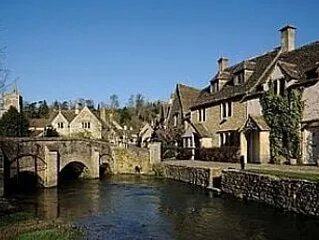 Beautifully Converted Period Cottage in The South Cotswold Countryside