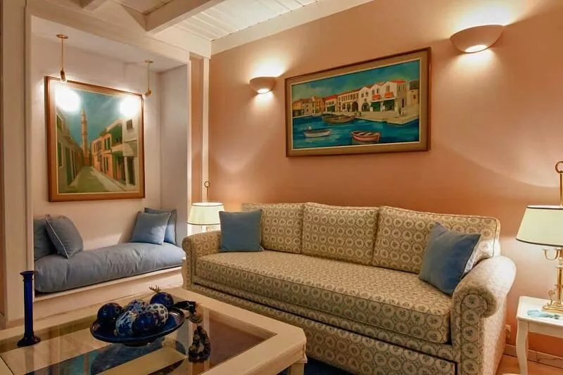 Acropolis Luxury House