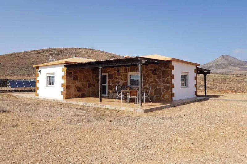 Beautiful Bungalow with mountain views