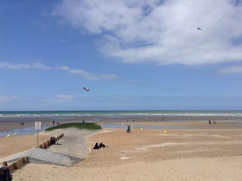 House with garden and BBQ, 5mn walk from the beach, fan of Cabourg-Normandie