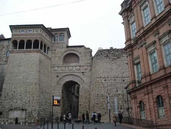Arco Etrusco