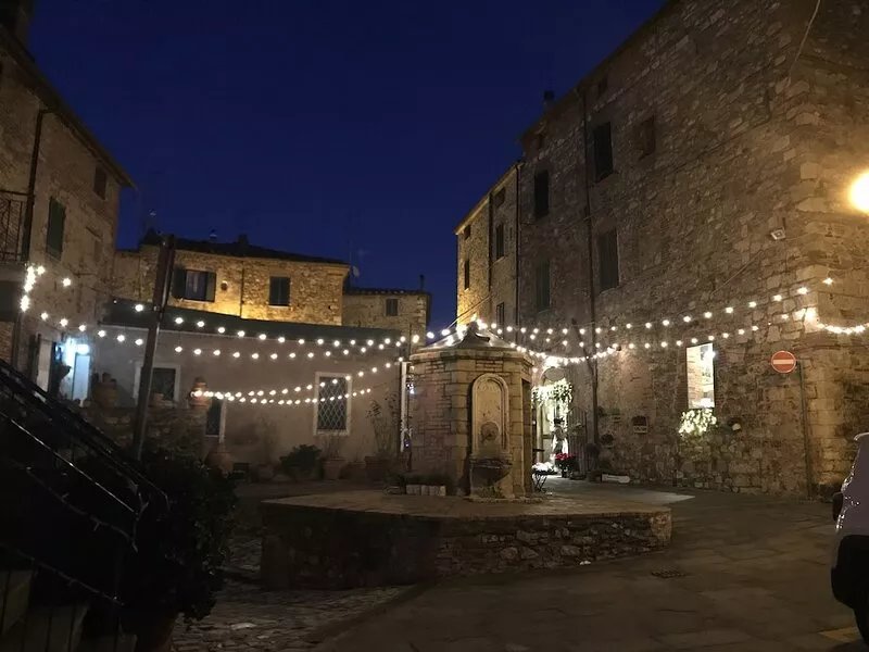 Cosy house in medieval hilltop village in Tuscany