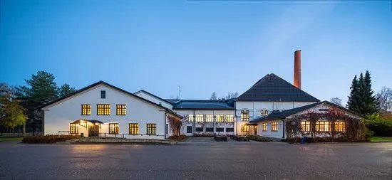 Suomen Lasimuseo (The Finnish Glass Museum)