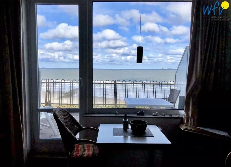 Enjoy a wonderful view of the North Sea at breakfast...