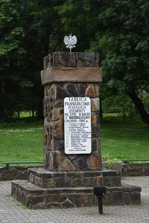 Pomnik zolnierzy poleglych w walce z UPA