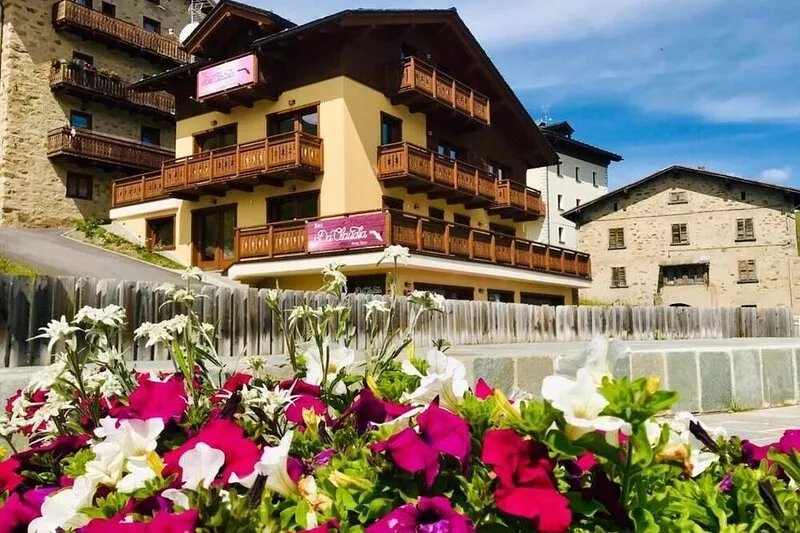 Pet-Friendly Apartment Ermi Casa da Claudia with Mountain View