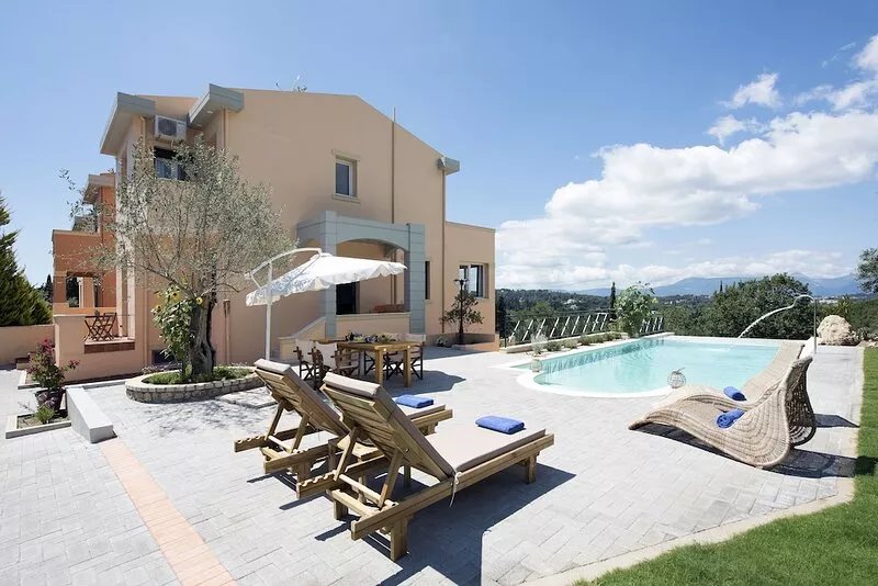 Villa Felicia is the ultimate booking option for couples, families and friends