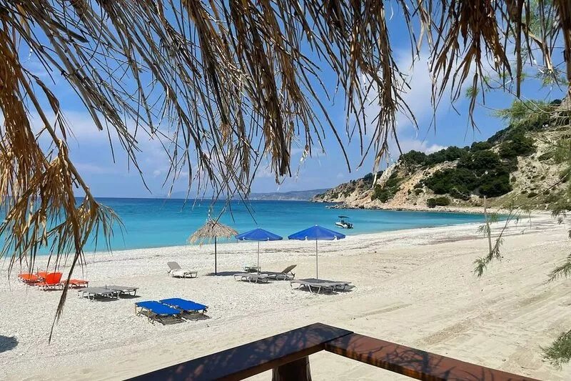 Private Villa 3 bedrooms sleeps 6 with Pool and Sea Views in Zola