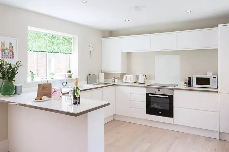 The Mews  - sleeps 4 guests  in 2 bedrooms