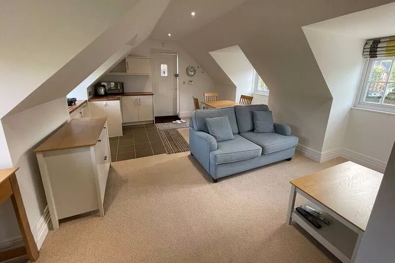 Stunning flat in quiet surroundings, 10 min walk to Ascot Racecourse